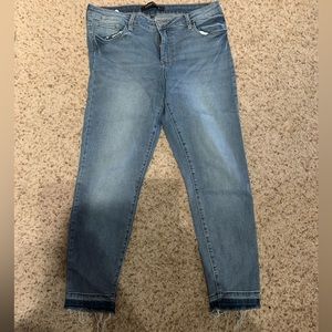 2 pairs of size 16 women’s jeans